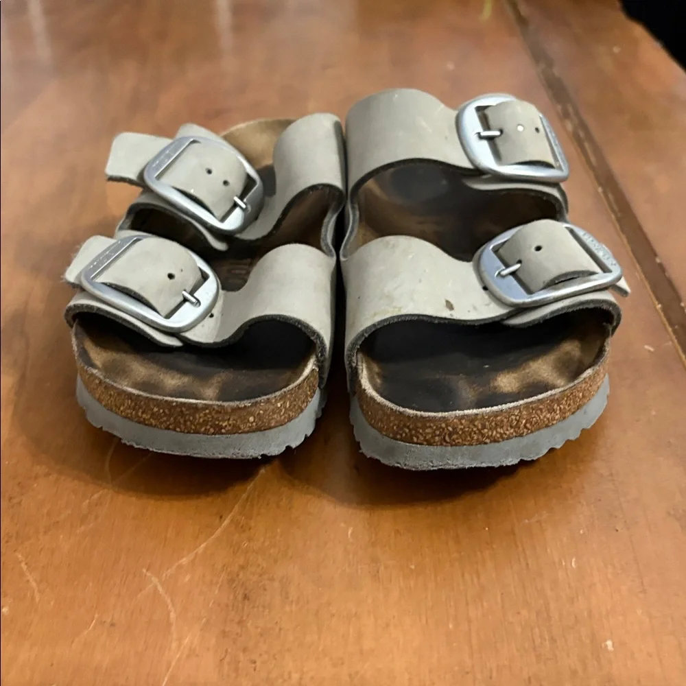 Birkenstock Tan  Sandals with Buckles Size 8 - Picture 3 of 16